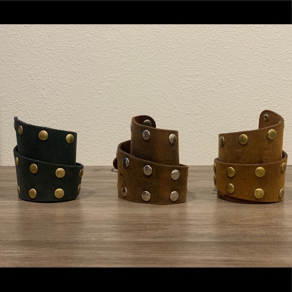 Bracelets - Picture 2 of 2
